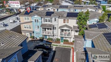 featured image of 5037 Palm Point Ct