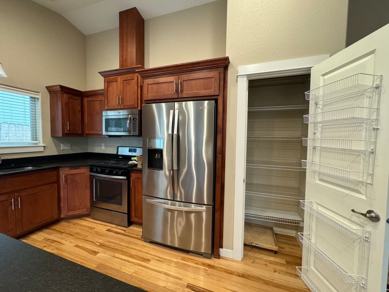 1540 W Tarragon Dr - Photo 5 of 25