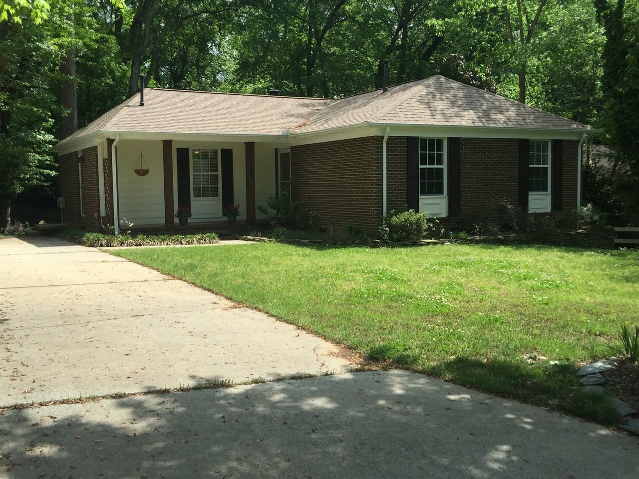 1819 Kello Dr - Photo 2 of 18