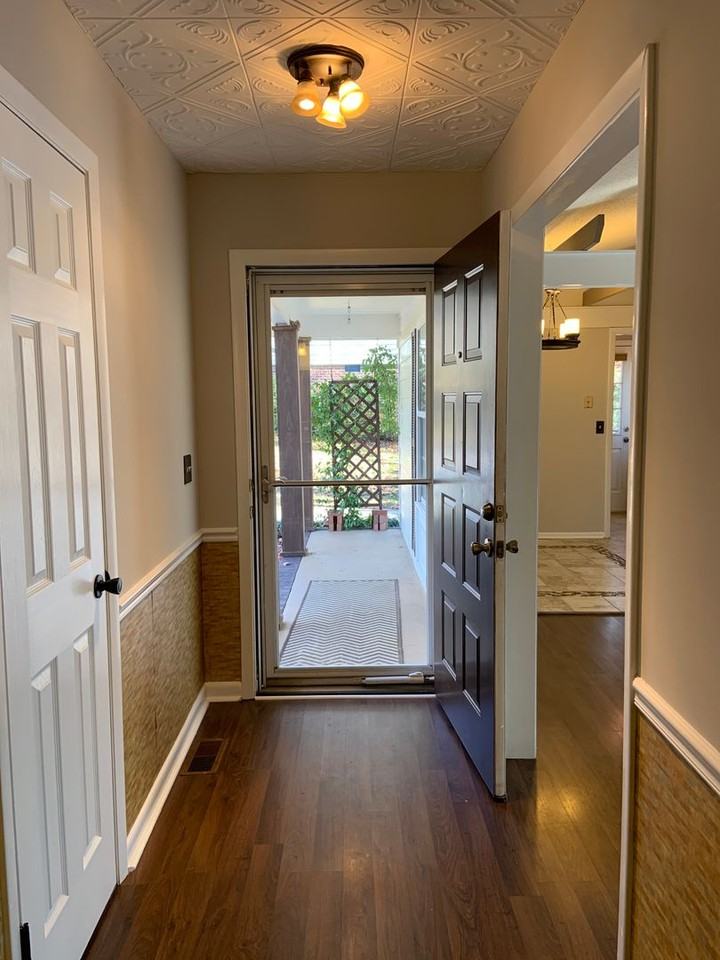 1819 Kello Dr - Photo 3 of 18