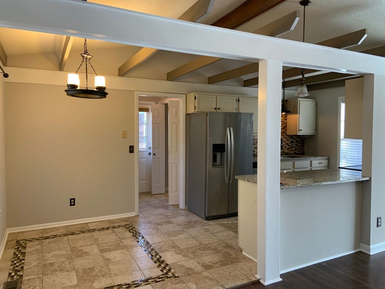 1819 Kello Dr - Photo 6 of 18