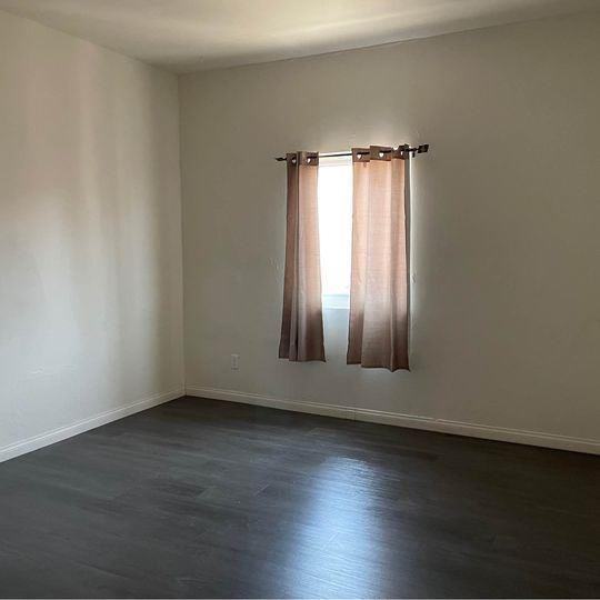 Magnolia Apartments - Photo 6 of 32