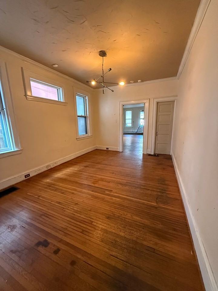 740 Marietta Ave - Photo 3 of 15