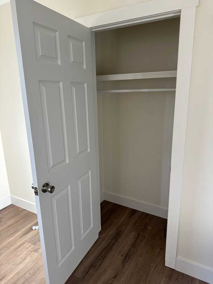 2448 N Ramsey Ave - Photo 7 of 10