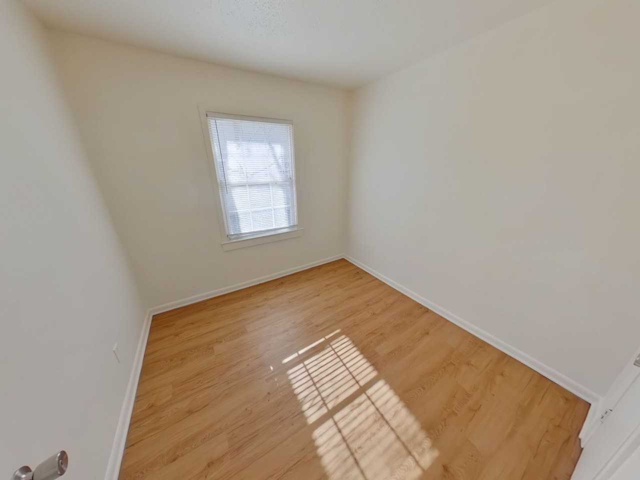 1608 S Martinson St - Photo 5 of 5