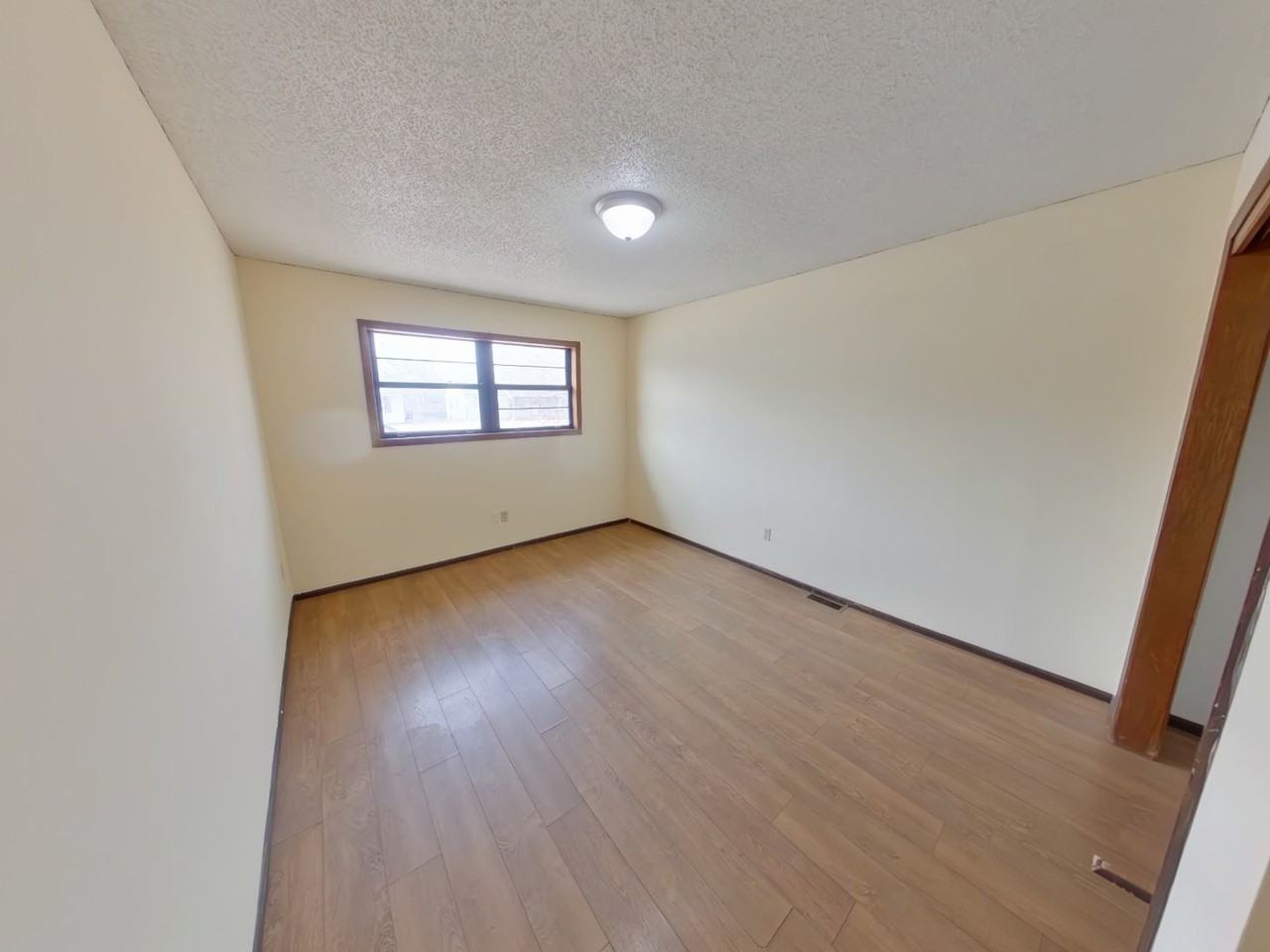 620 N Richmond Ave - Photo 6 of 9