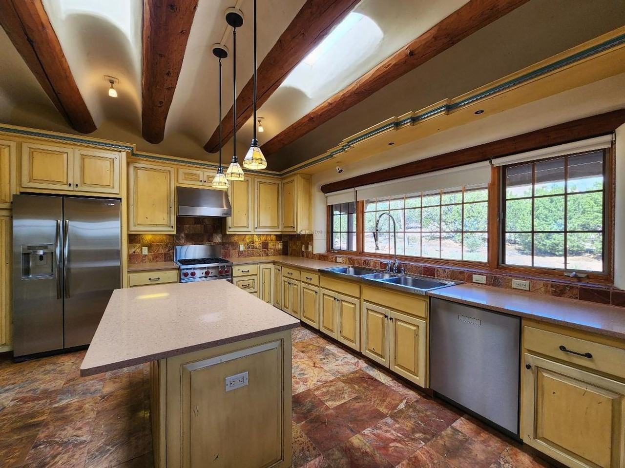 4 Palentine Rd - Photo 4 of 22