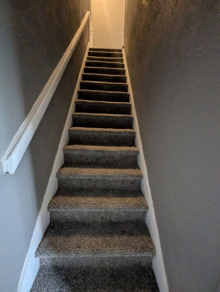 416 W Maple St - Photo 5 of 11