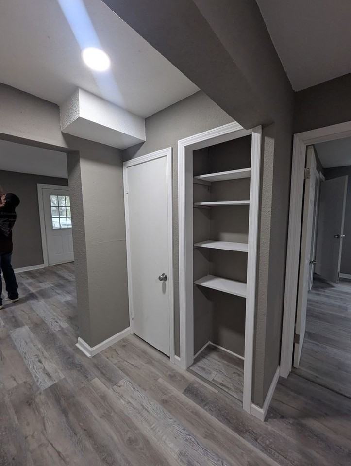 416 W Maple St - Photo 6 of 11