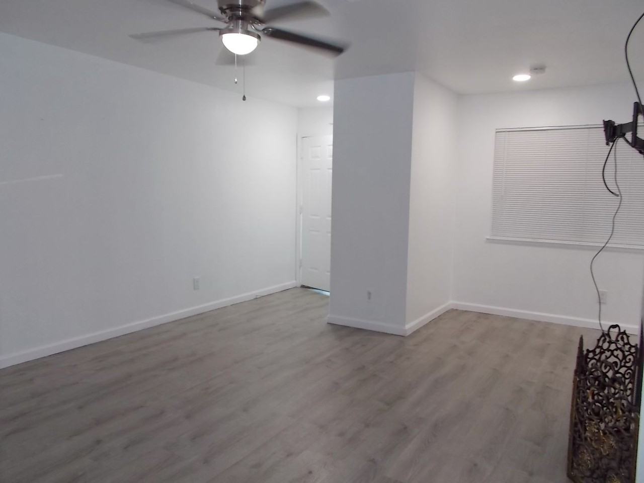 6208 Ilanos Ln - Photo 5 of 21