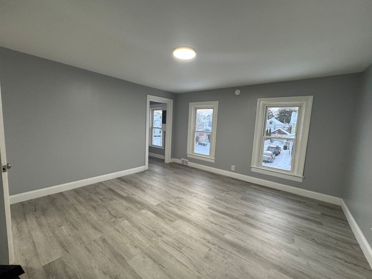 414 N Bellinger St - Photo 3 of 22