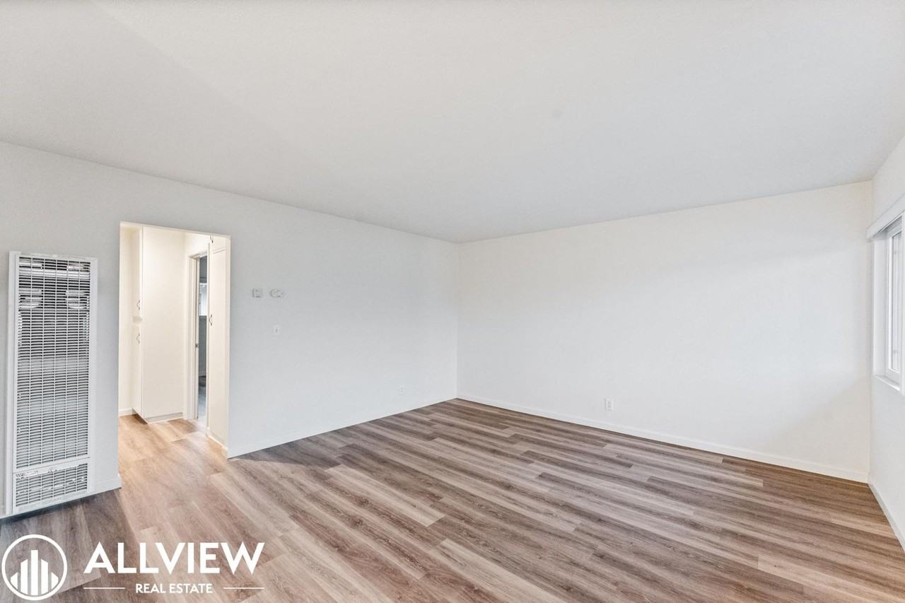 7572 Amazon Drive - Photo 5 of 50