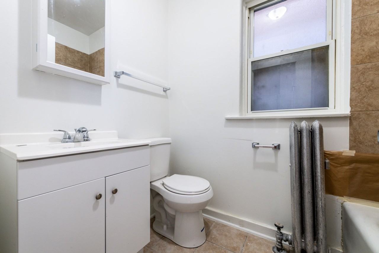 1415-25 W 80th 8001 S Bishop Chicago, IL 60620 - Photo 4 of 22