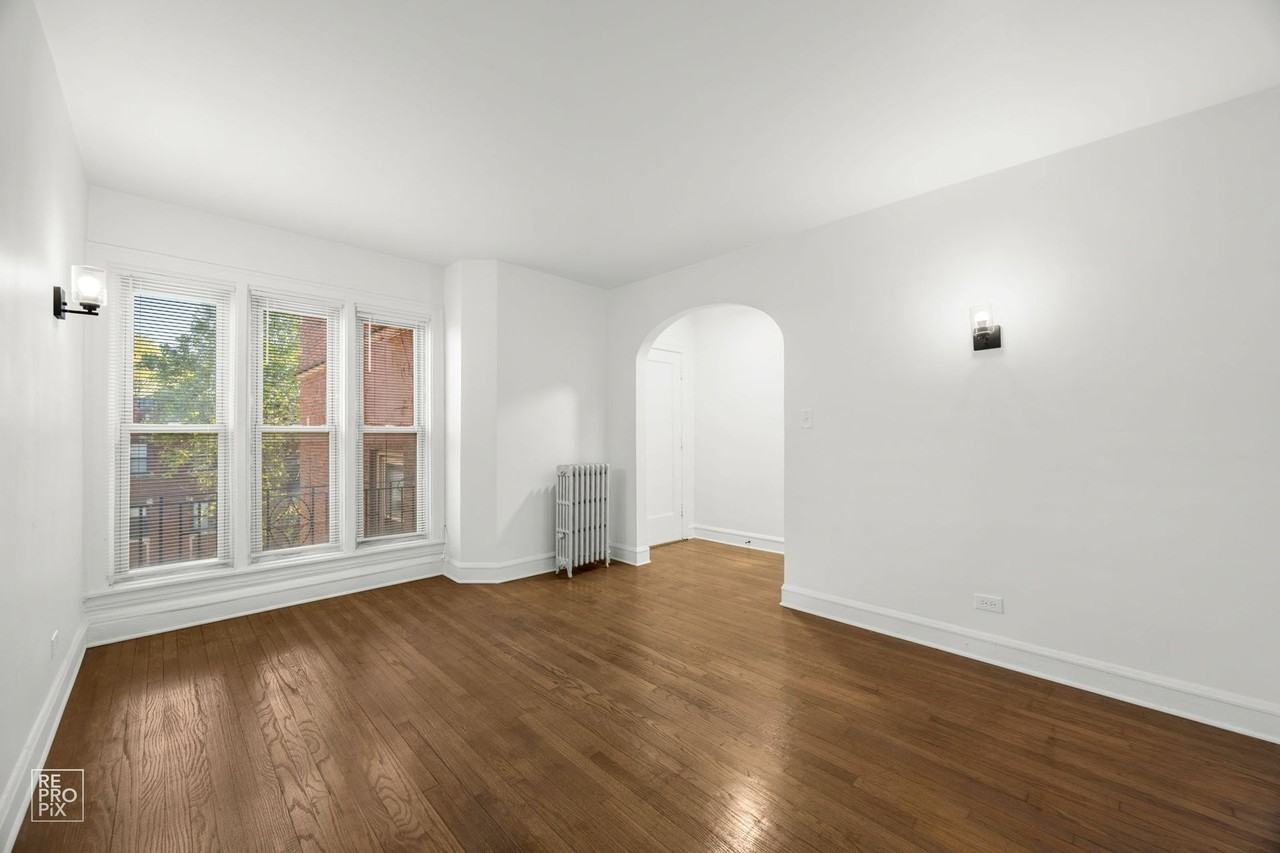 7901-11 S Dobson Ave Chicago, IL 60619 - Photo 5 of 11