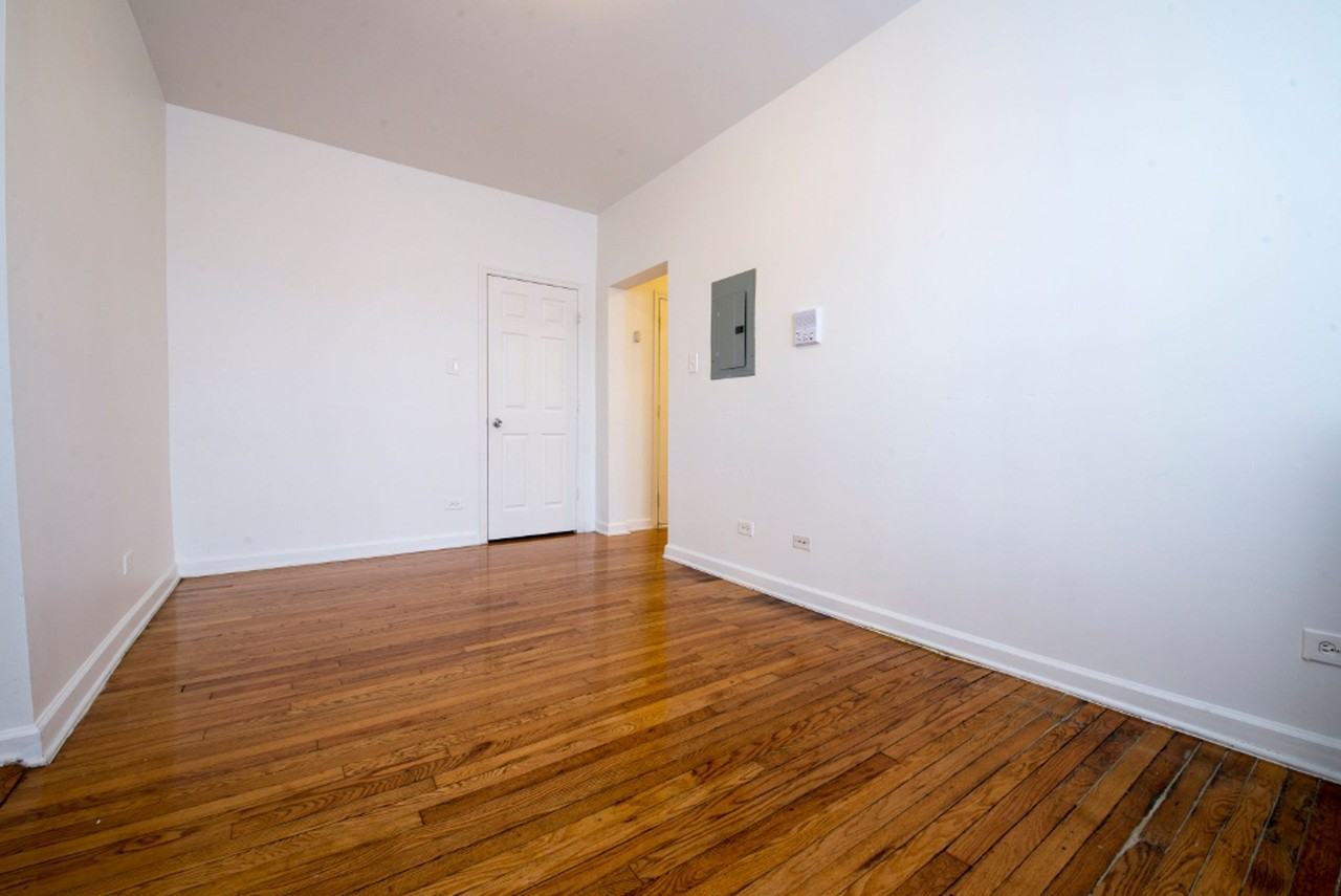 5958 W North Ave 1605 - Photo 3 of 17