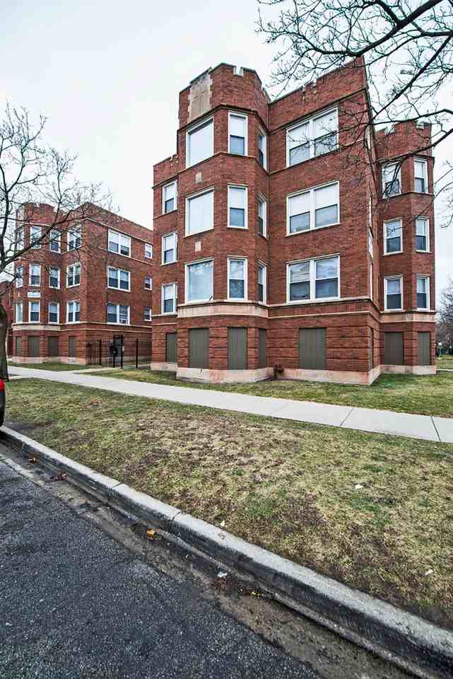 8152 S Evans 714 - Photo 6 of 16