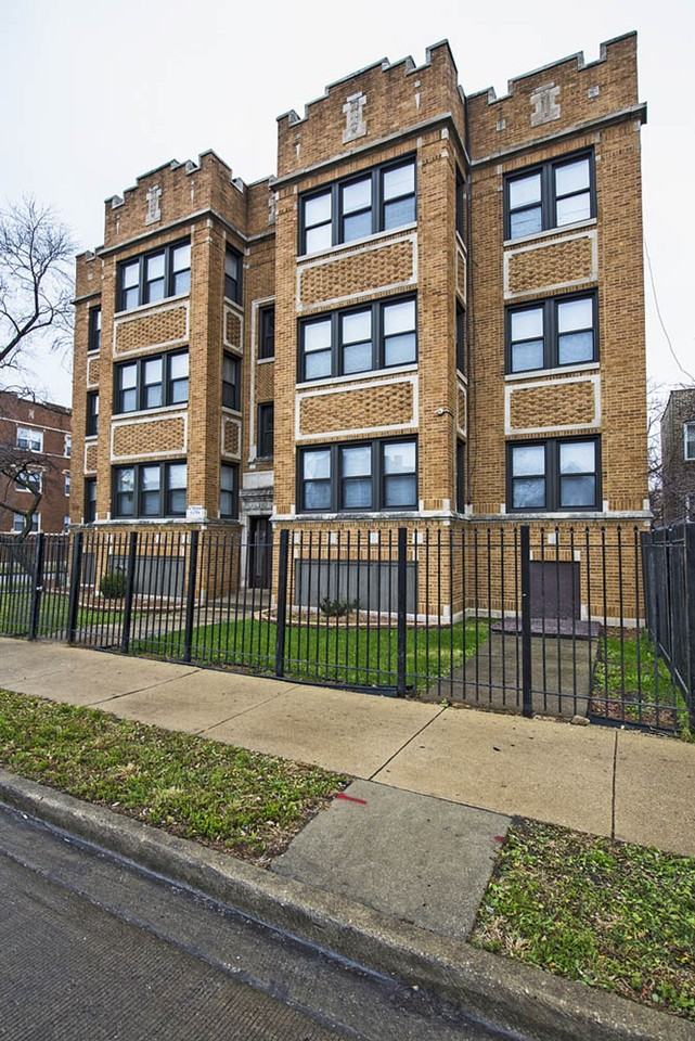 6401-03 S California Ave 2749-57 W 64th St Chicago, IL 60629 - Photo 6 of 17