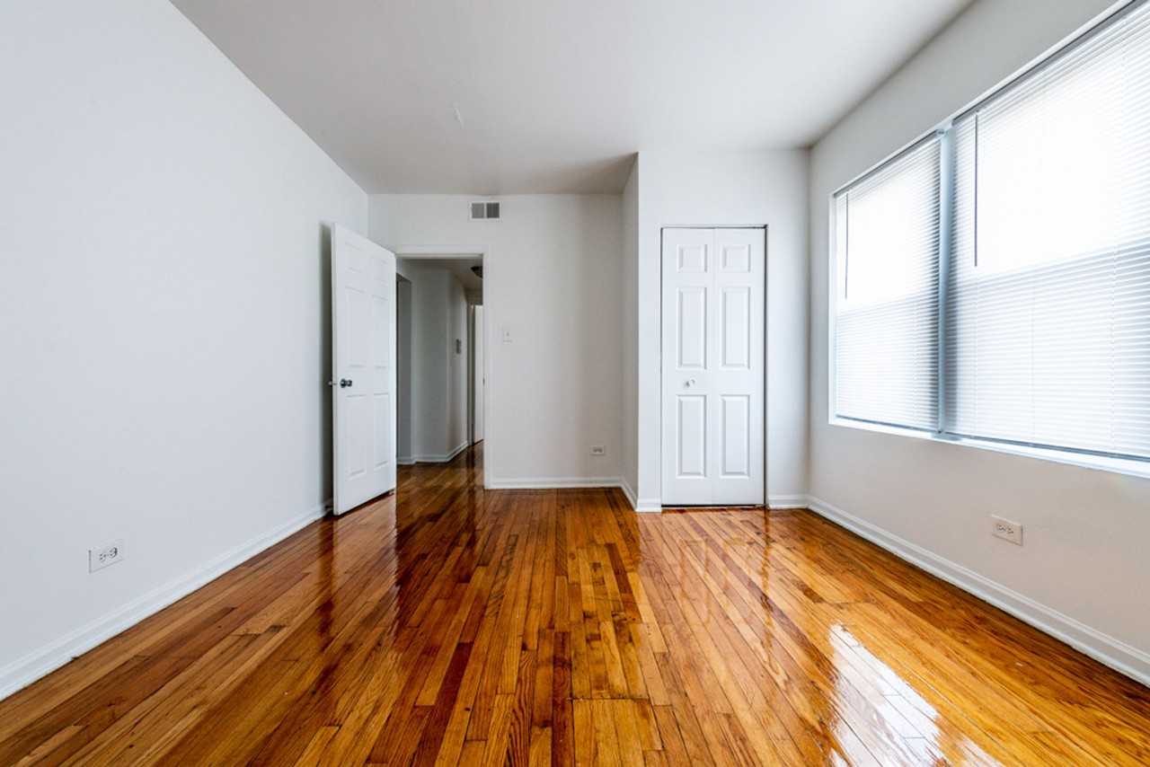 1123 N Lawler Ave Chicago, IL 60651 - Photo 6 of 18