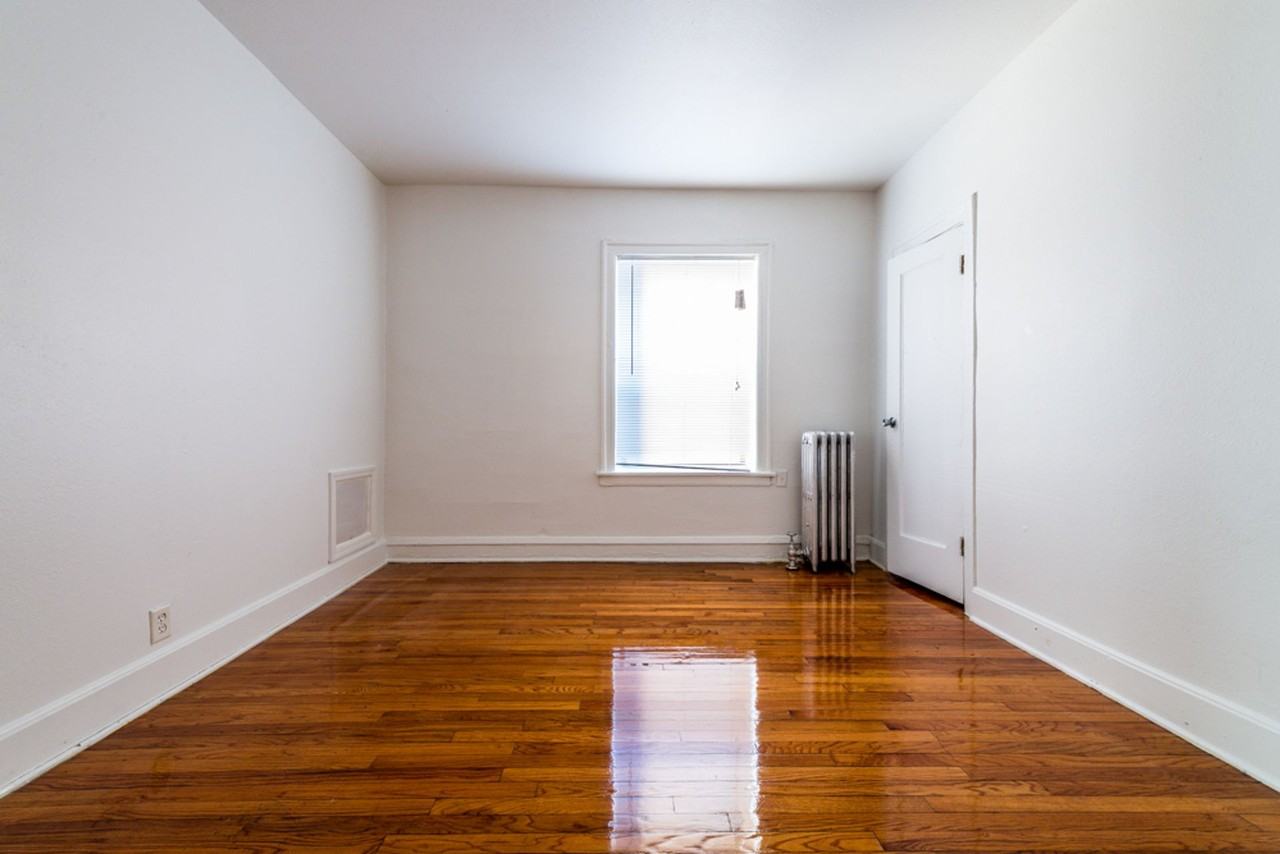 1748 E 71st Pl Chicago, IL 60649 - Photo 6 of 21