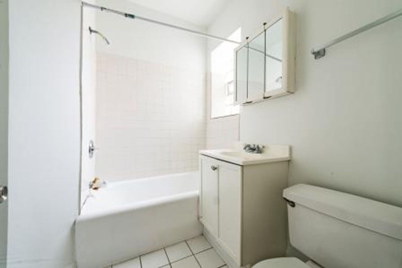 7003 S Harper - Photo 5 of 19