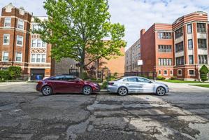 featured image of 6832 S Crandon Ave