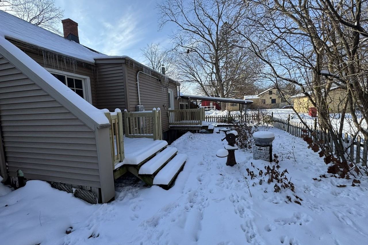 1211 S 3rd St - Photo 4 of 20