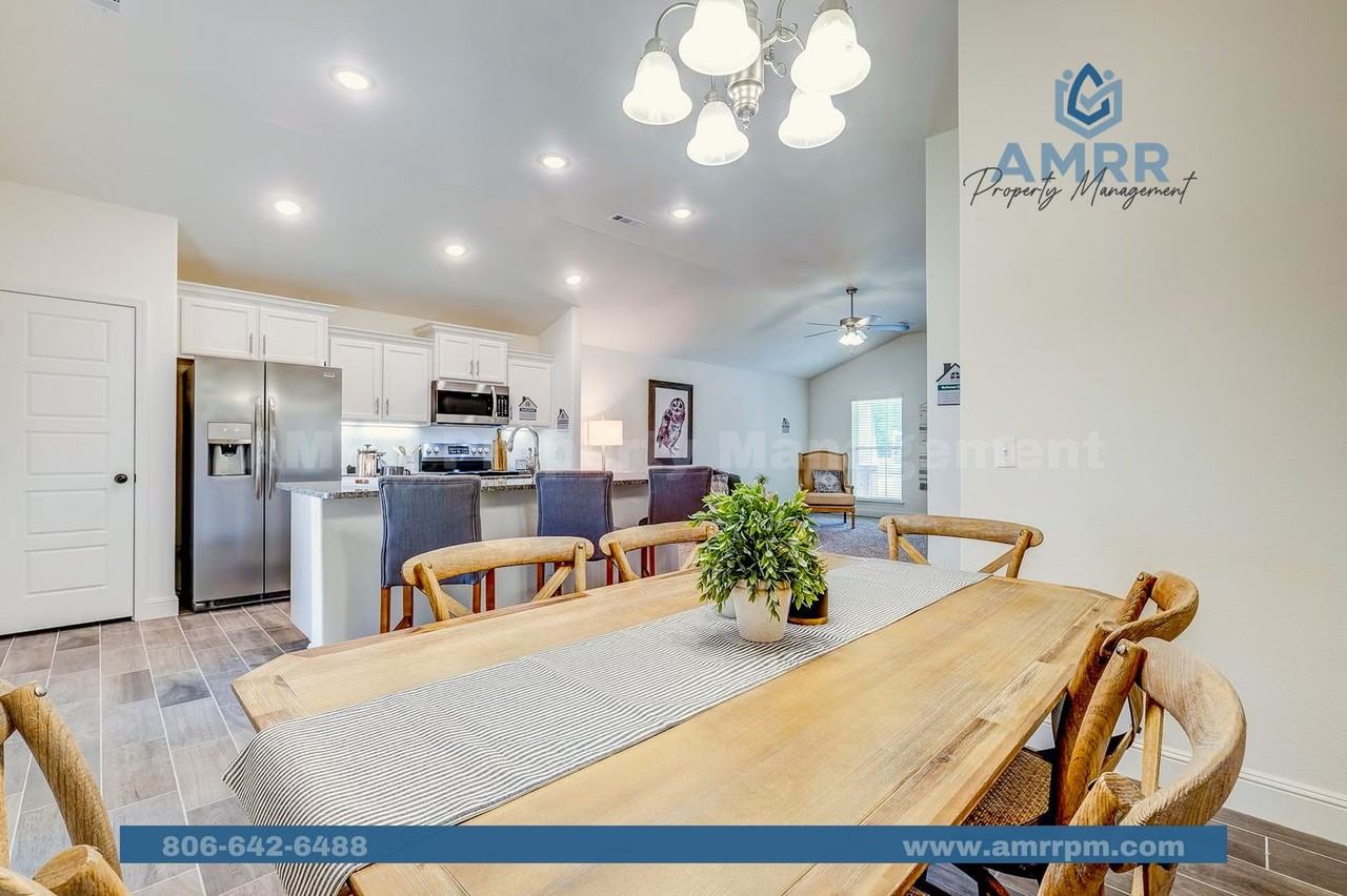 1718 Farmer St - Photo 2 of 22