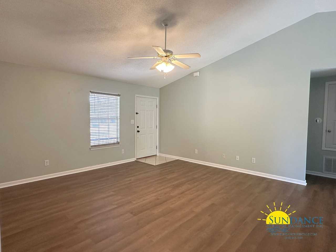 5565 Paddle Wheel Dr - Photo 2 of 12