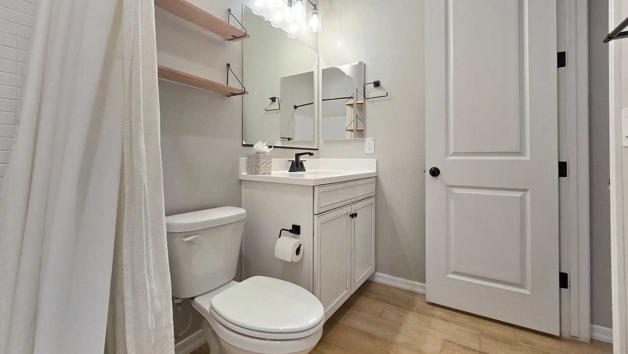 18418 W Sunbelt Dr - Photo 7 of 29