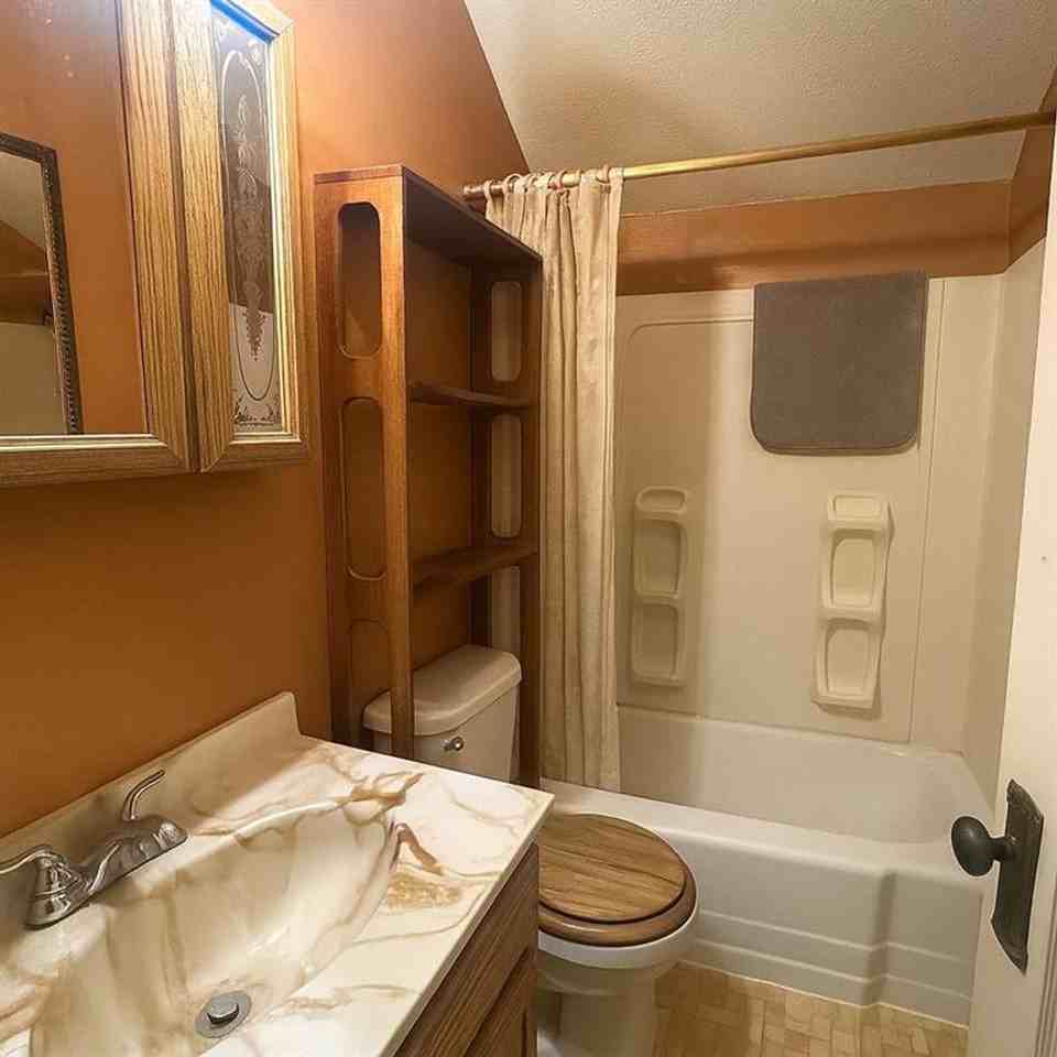 418 Orchard Park - Photo 3 of 9