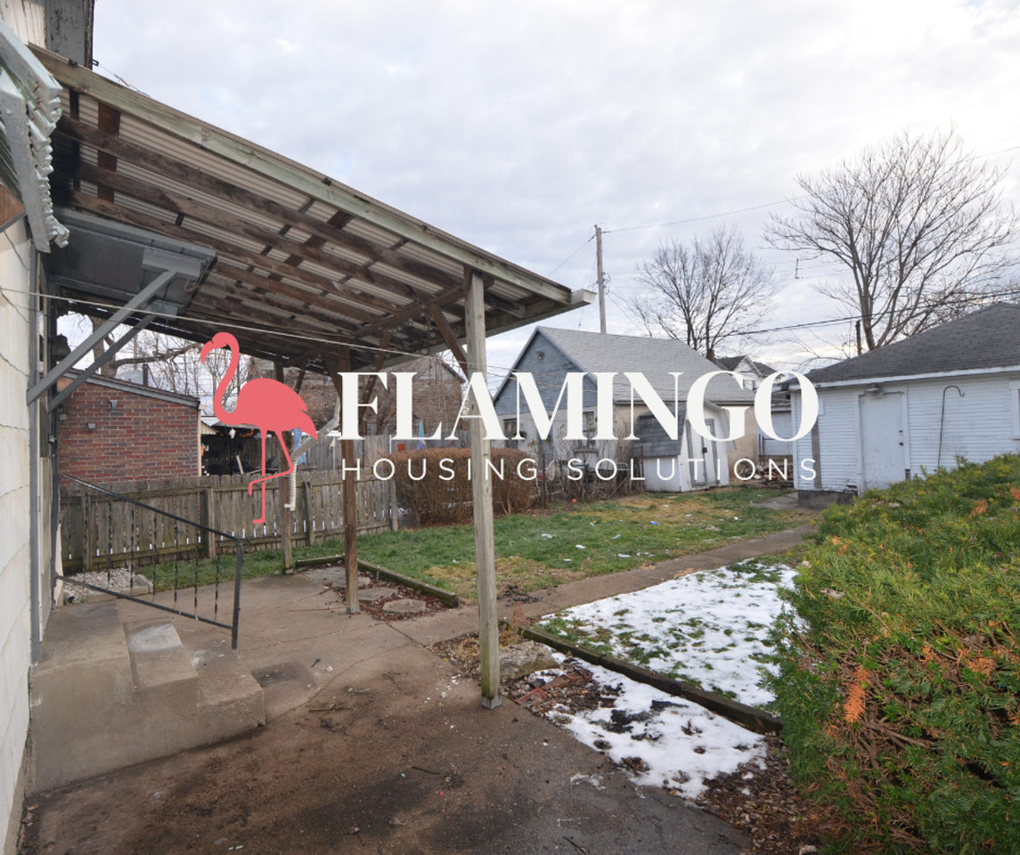 130 Deeds Ave - Photo 2 of 12