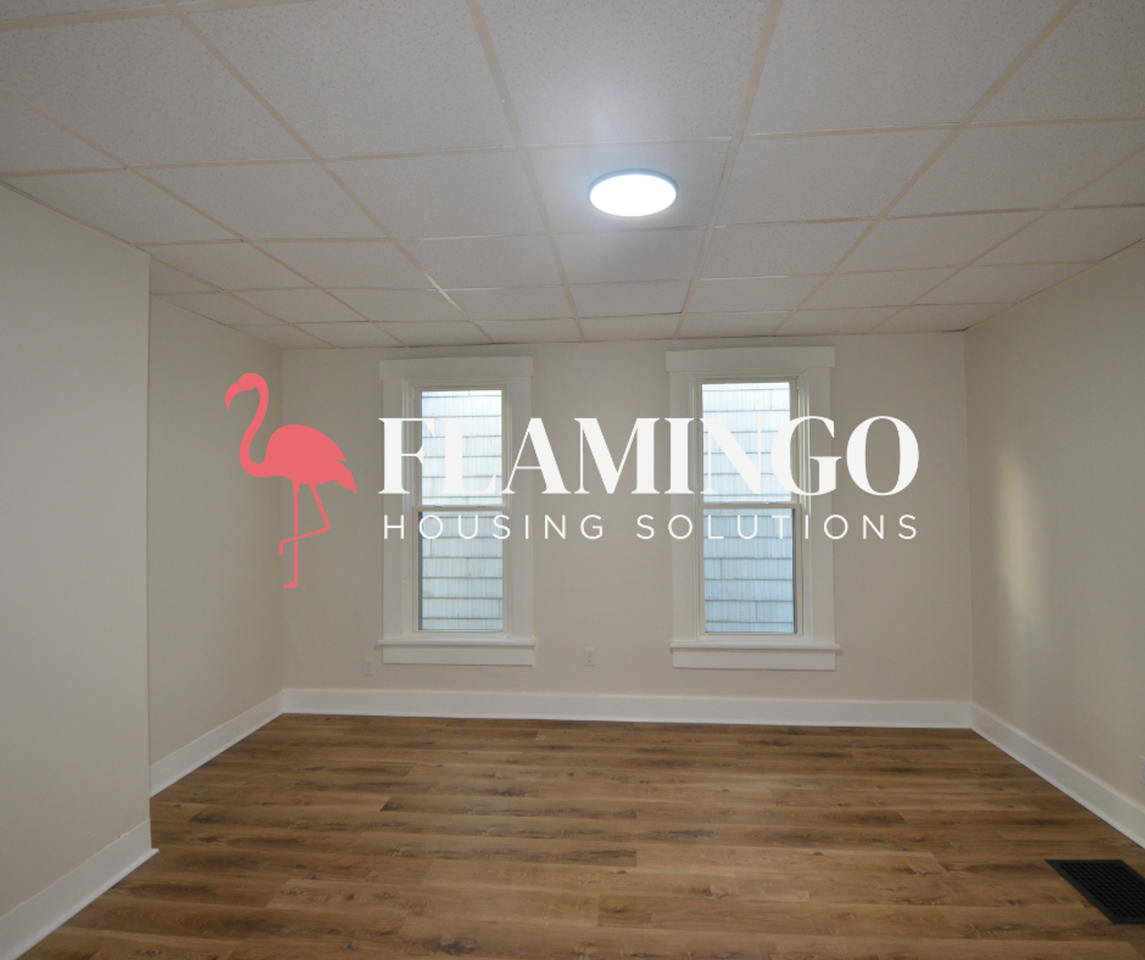 130 Deeds Ave - Photo 3 of 12