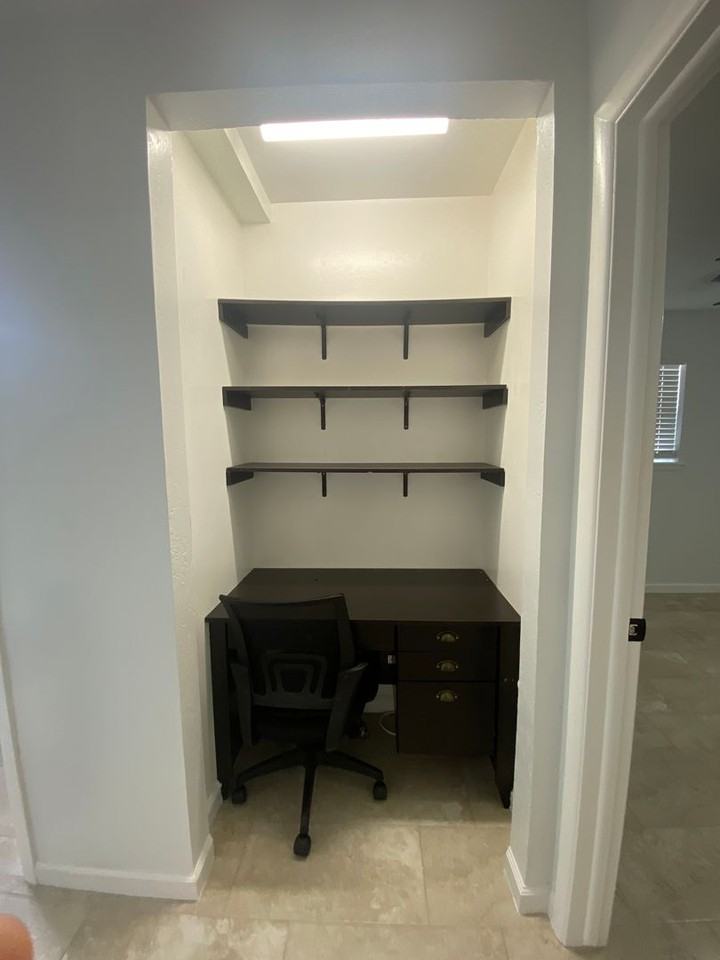 1225 N Vermont Ave - Photo 7 of 18