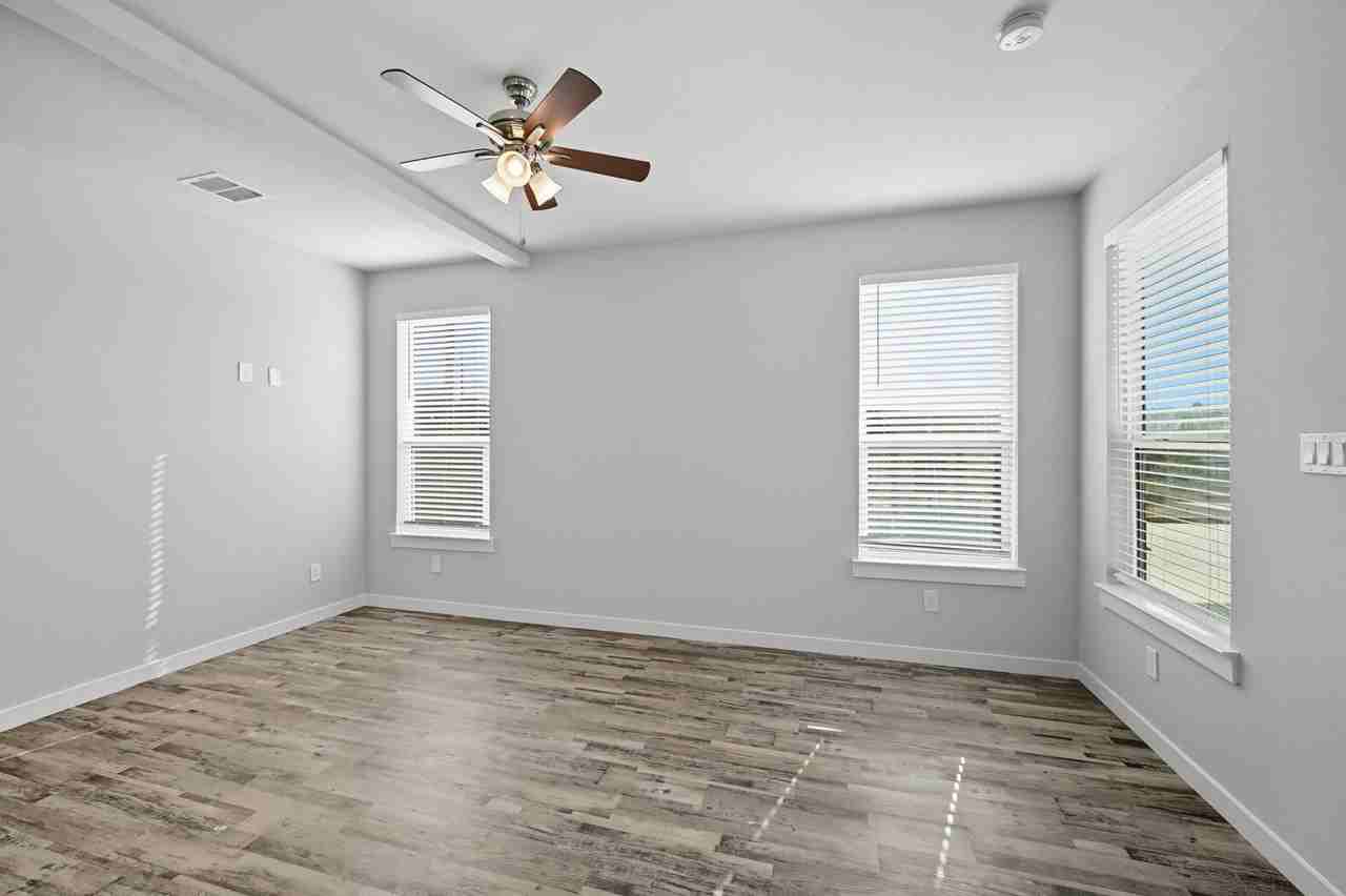 3465 Valley Vista Dr - Photo 5 of 22