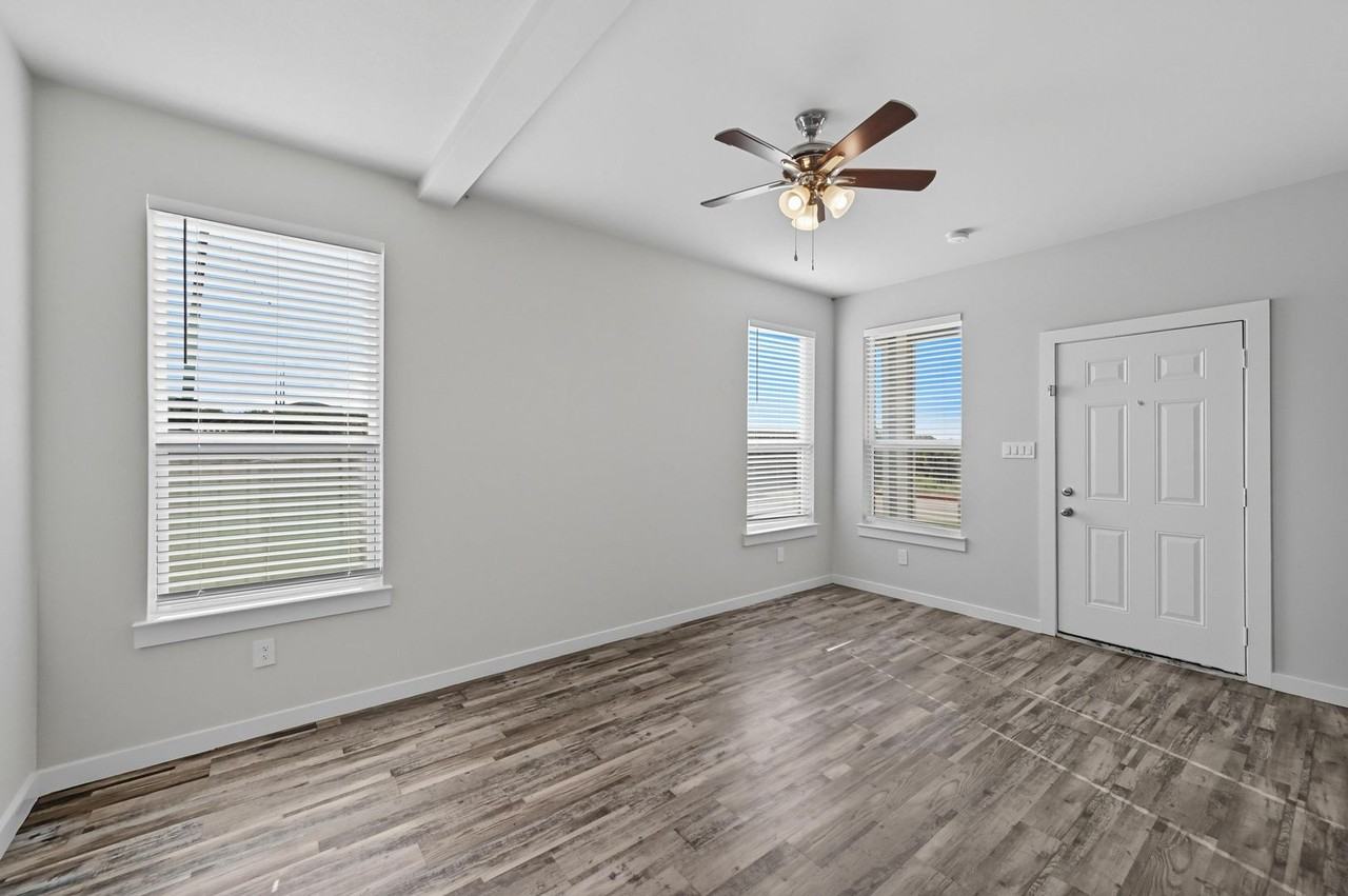 3465 Valley Vista Dr - Photo 6 of 22