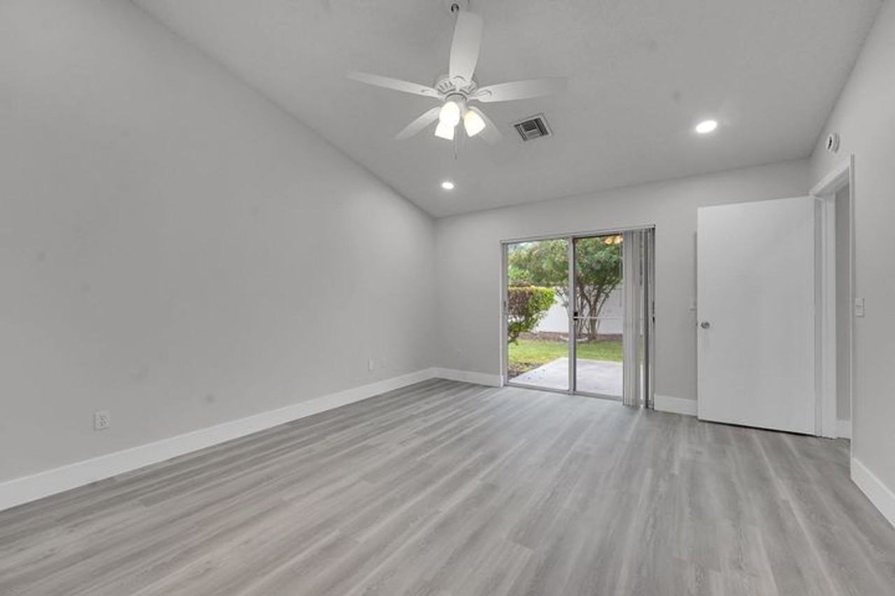 13048 Meadowbreeze Dr - Photo 7 of 15