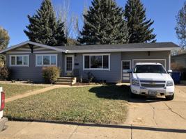 featured image of 1070 Foster Dr