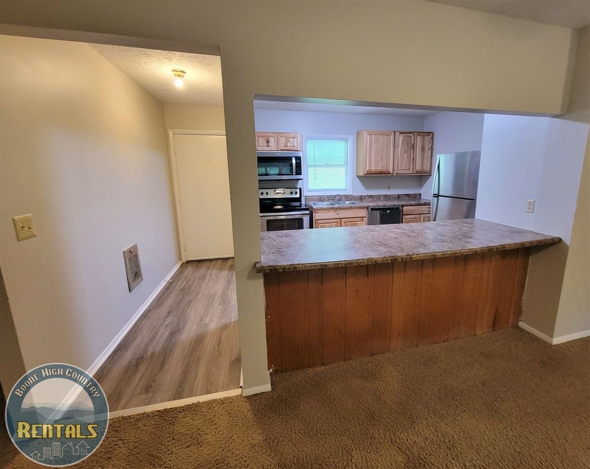 474 Rainbow Trl - Photo 4 of 18