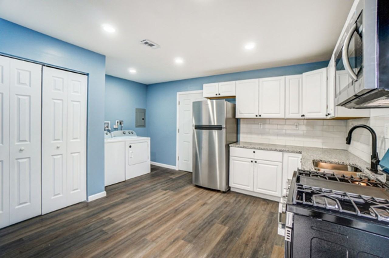 4692 Kirby Ave - Photo 7 of 26