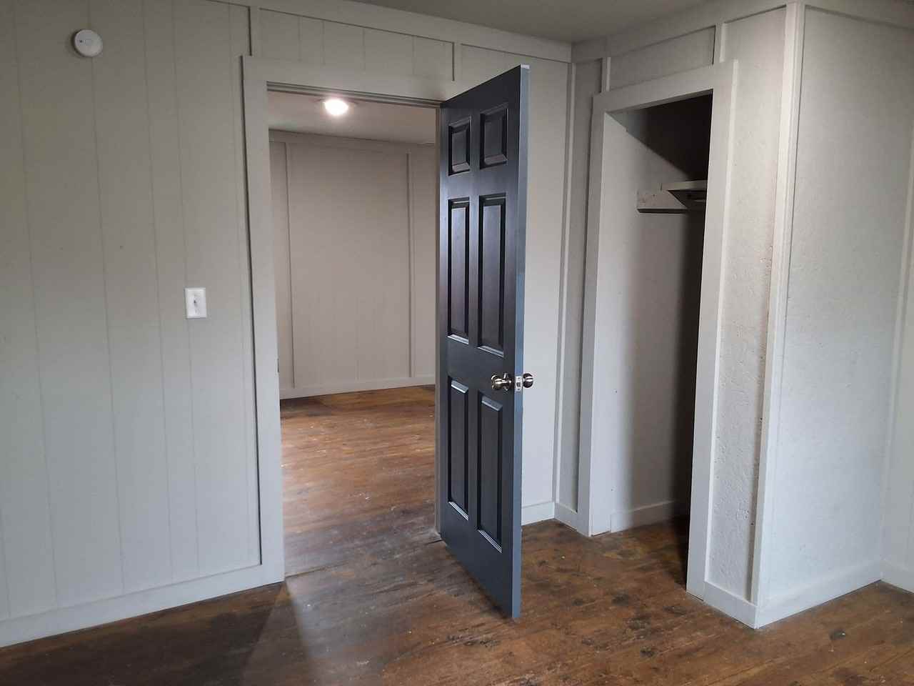 1548 Hargan St - Photo 2 of 14