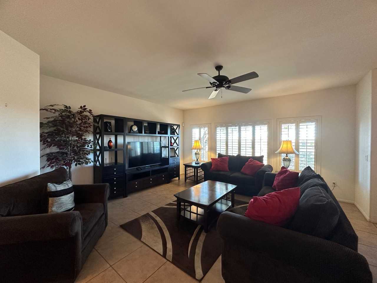 860 Canterra St #1036 - Photo 3 of 29