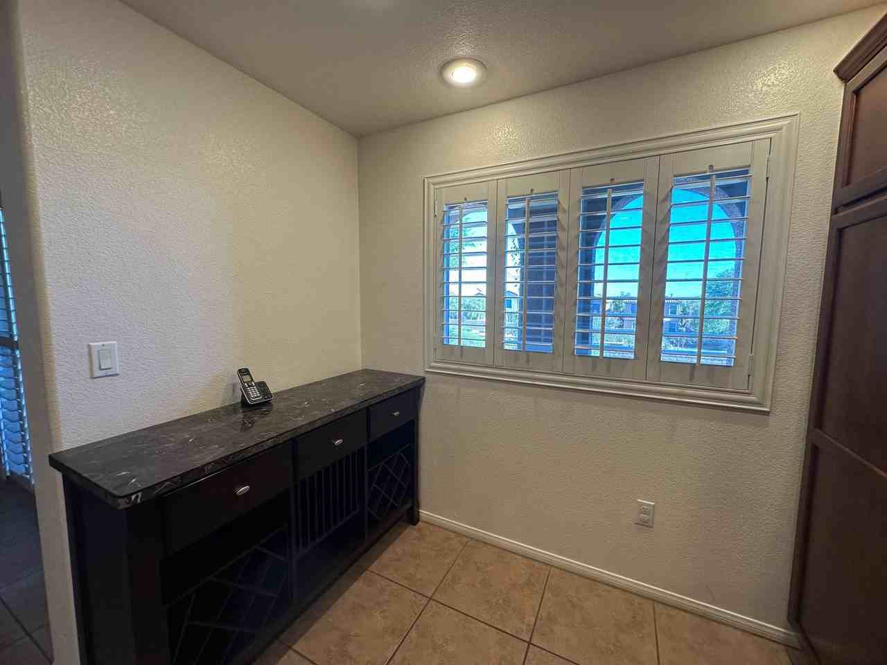 860 Canterra St #1036 - Photo 7 of 29