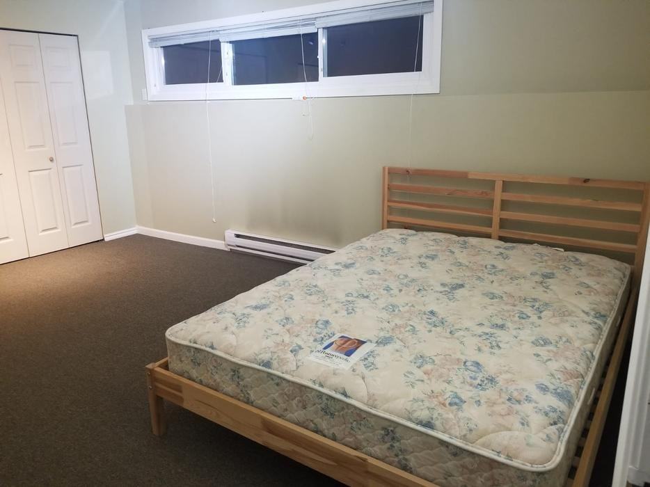 1418 McKenzie Avenue - Photo 6 of 10