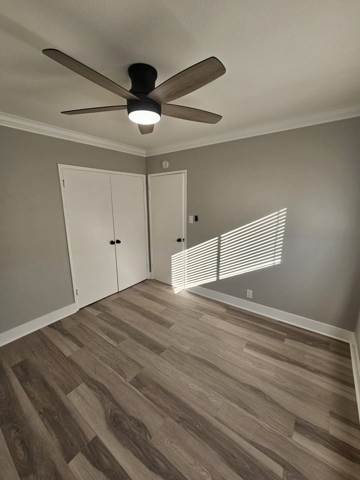 120 South Idaho Street #D - Photo 6 of 14