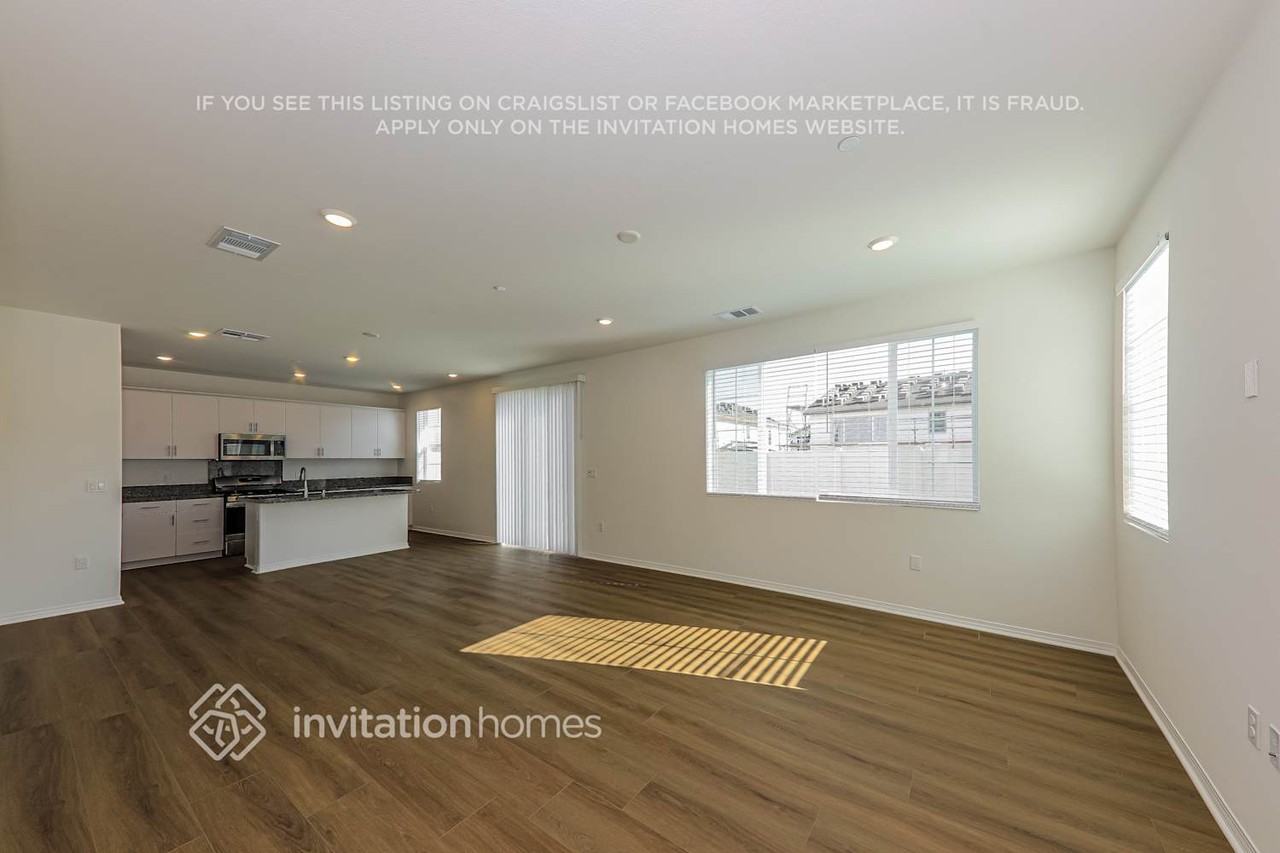 2451 Gunner Ridge Way - Photo 4 of 18