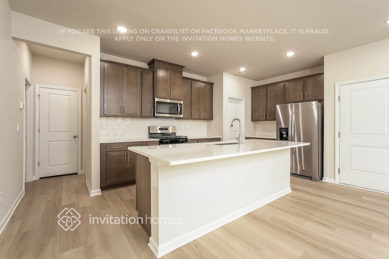 2265 Cherry Creek Rd - Photo 7 of 21