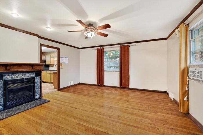 1721 Cross Dr - Photo 6 of 25