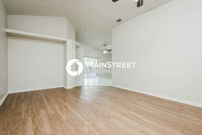 2321 Paulette Dr - Photo 3 of 16