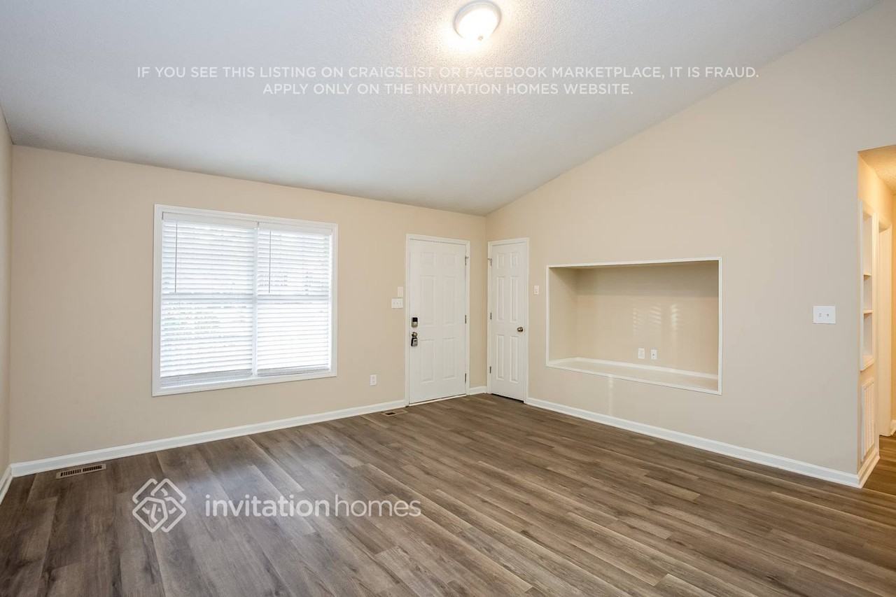 1631 Barbara Ann Cir - Photo 6 of 17