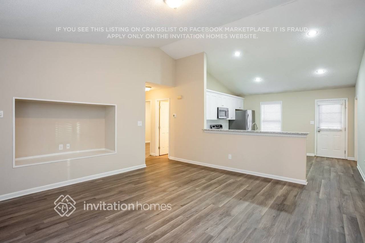 1631 Barbara Ann Cir - Photo 7 of 17